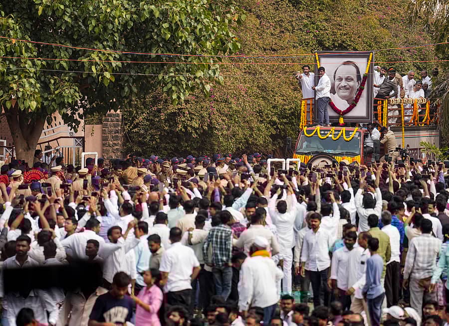 Baramati: Mortal remains of Maharashtra Deputy Chief Minister Ajit Pawar being brought at the Vidya Pratishthan ground for his funeral, in Baramati, Pune district, Thursday, Jan. 29, 2026. (PTI Photo/Kunal Patil) (PTI01_29_2026_000211B)