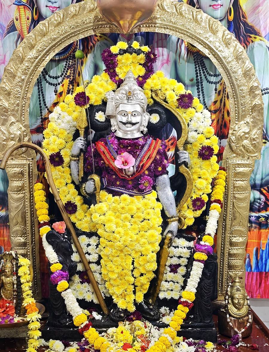 ವೀರಭದ್ರೇಶ್ವರ ಮೂರ್ತಿ,
