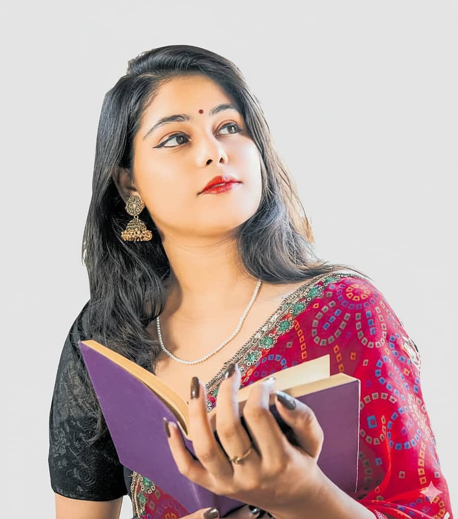 <div class="paragraphs"><p>ಪೊಯೆಟ್ರಿ ಫಾರ್ಮಸಿ: ಔಷಧದಂಗಡಿಯಲ್ಲಿ ಕಾವ್ಯೌಷಧ!</p></div>