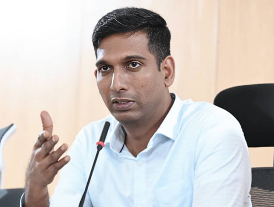 ಡಾ.ಆನಂದ ಕೆ.