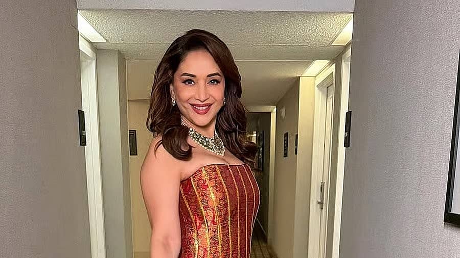 <div class="paragraphs"><p>&nbsp;ಮಾಧುರಿ ದೀಕ್ಷಿತ್</p></div>