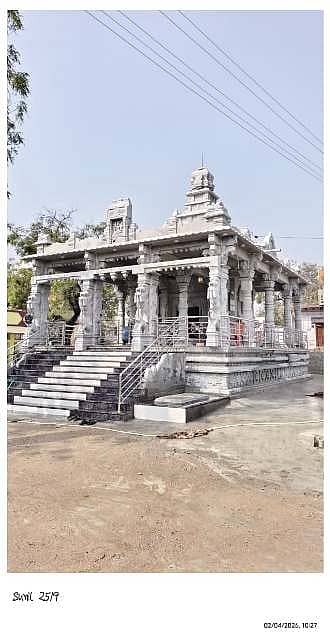 ವಡಗೇರಾ ಪಟ್ಟಣದ ಗ್ರಾಮ ದೇವತೆ ಅಂಬಾಮಹೇಶ್ವರಿ ದೇವಿಯ ನೂತನ ದೇವಸ್ಥಾನ ಲೋಕಾರ್ಪಣೆಗೊಳ್ಳಲು ಸಿದ್ದವಾಗಿರುವುದು