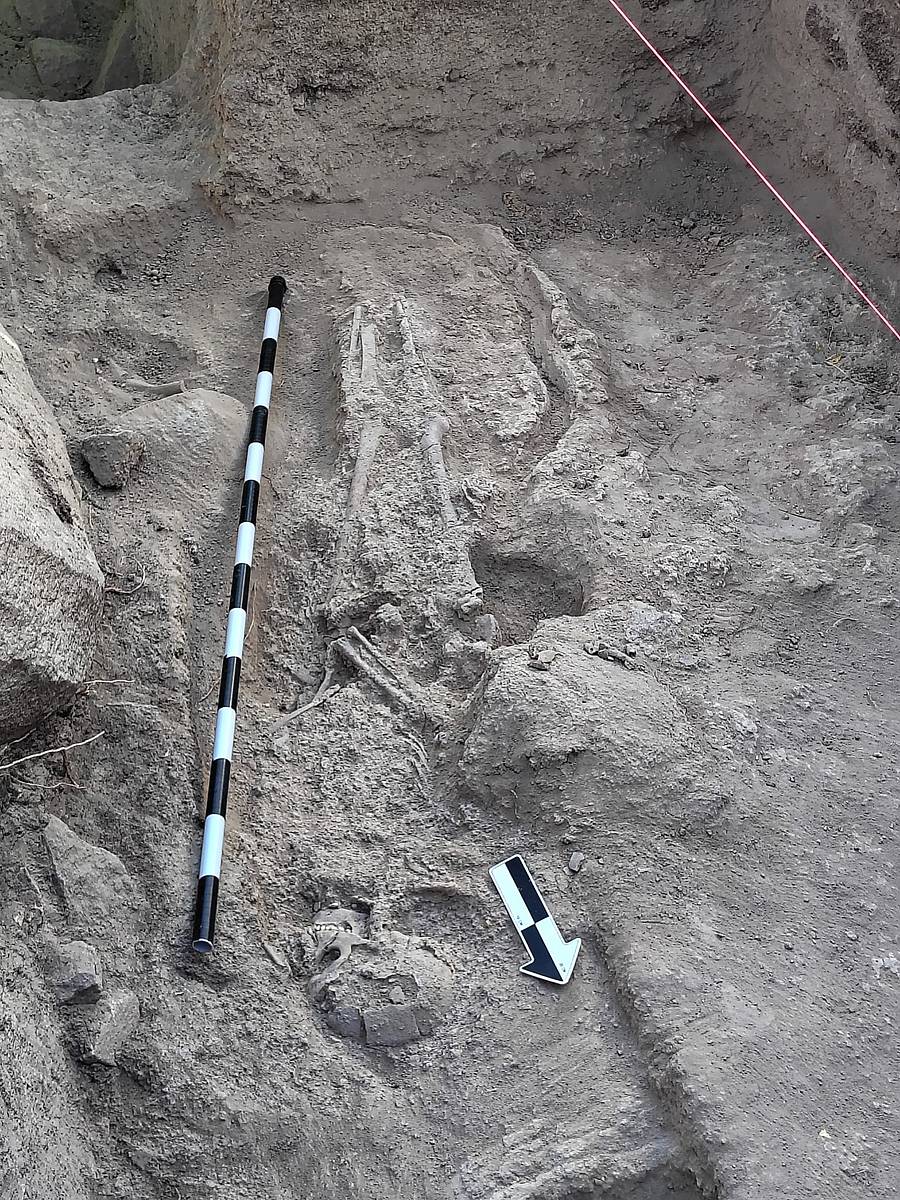 ತೆಕ್ಕಲಕೋಟೆ ಪಟ್ಟಣದ ಪ್ರಾಗೃತಿಹಾಸಿಕ ನೆಲೆಗಳಲ್ಲಿ ಪತ್ತೆಯಾದ 5 ಸಾವಿರ ವರ್ಷಗಳ ಹಿಂದಿನ ಮಾನವನ ಅಸ್ಥಿಪಂಜರ