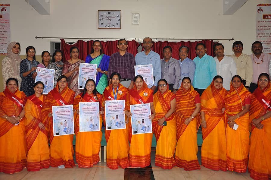 ಅಖಿಲ ಭಾರತ ತೇರಾಪಂಥ್ ಮಹಿಳಾ ಮಂಡಳದ ಚಿಕ್ಕಮಗಳೂರು ಘಟಕದಿಂದ ನಗರದ ತೇರಾಪಂಥ್ ಸಭಾ ಭವನದಲ್ಲಿ ವಿಶ್ವ ಕ್ಯಾನ್ಸರ್ ದಿನಾಚರಣೆ ಅಂಗವಾಗಿ ಏರ್ಪಡಿಸಲಾಗಿದ್ದ ಕ್ಯಾನ್ಸರ್ ತಪಾಸಣಾ ಶಿಬಿರ.