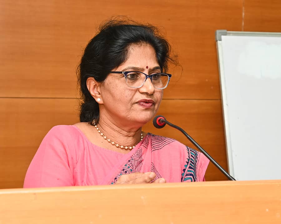 ಪ್ರೊ.ಸಬಿತಾ ಬನ್ನಾಡಿ 