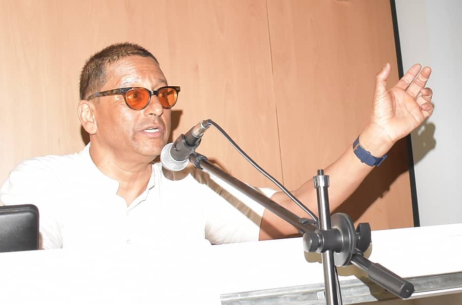 ಮೈಸೂರಿನ ಮಹಾಜನ ಪ್ರಥಮ ದರ್ಜೆ ಕಾಲೇಜಿನಲ್ಲಿ ನಡೆದ ಕಾರ್ಯಕ್ರಮದಲ್ಲಿ ರವಿ ಭಂಡಾರಿ ಮಾತನಾಡಿದರು