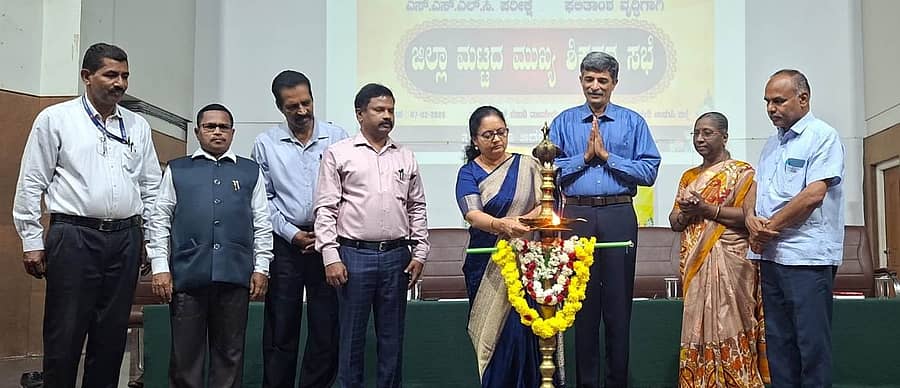 ಸಭೆಯನ್ನು ಜಿಲ್ಲಾಧಿಕಾರಿ ಸ್ವರೂಪಾ ಟಿ.ಕೆ.ಉದ್ಘಾಟಿಸಿದರು