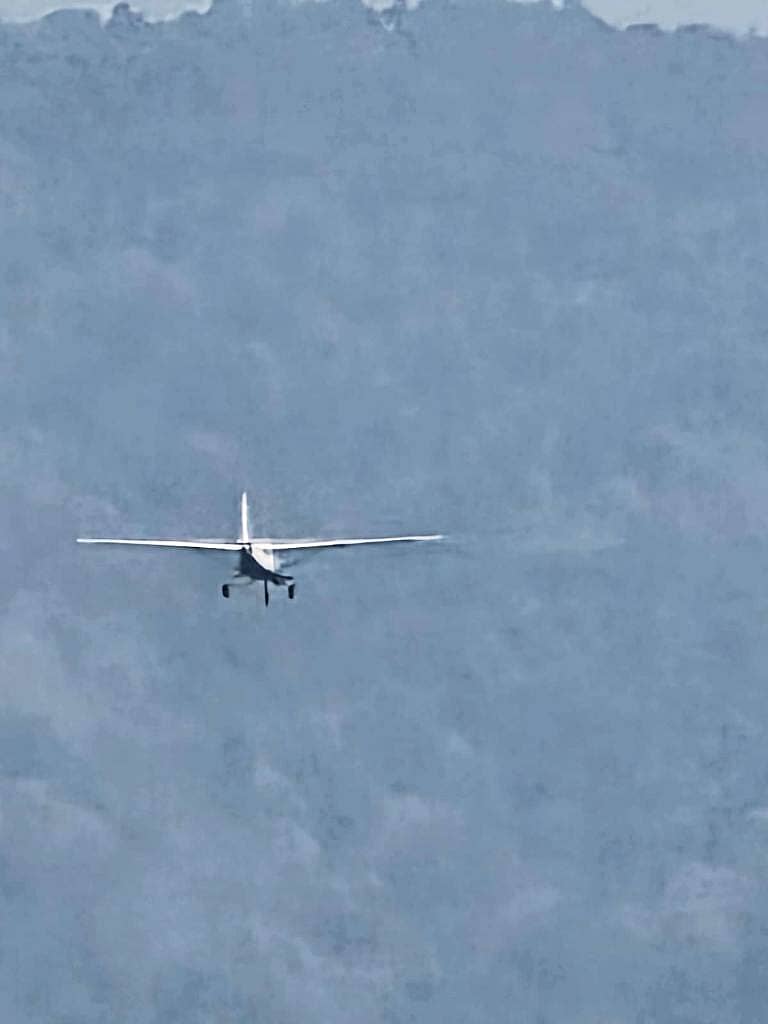  ಬಾಳೆಹೊನ್ನೂರಿನಲ್ಲಿ ತಳಮಟ್ಟದಲ್ಲಿ ಹಾರಾಟ ನಡೆಸಿದ ಕ್ಯಾಪ್ಟರ್  