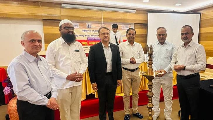 ಕಲಬುರಗಿಯ ಖಾಸಗಿ ಹೋಟೆಲ್‌ನಲ್ಲಿ ಹಮ್ಮಿಕೊಂಡ ಕೃಷಿ ಆಧಾರಿತ ರಫ್ತು ನಿರ್ವಹಣೆ ತರಬೇತಿಗೆ ಗಣ್ಯರು ಚಾಲನೆ ನೀಡಿದರು