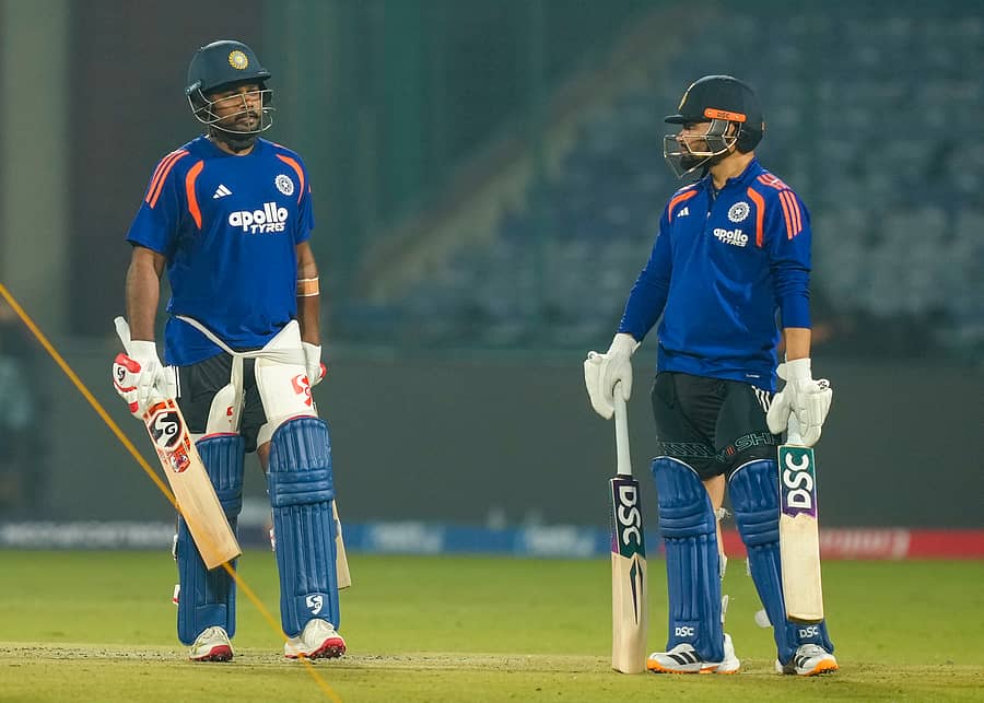 <div class="paragraphs"><p>ಭಾರತ ತಂಡದ ಸಂಜು ಸ್ಯಾಮ್ಸನ್ ಮತ್ತು ರಿಂಕು ಸಿಂಗ್</p></div>