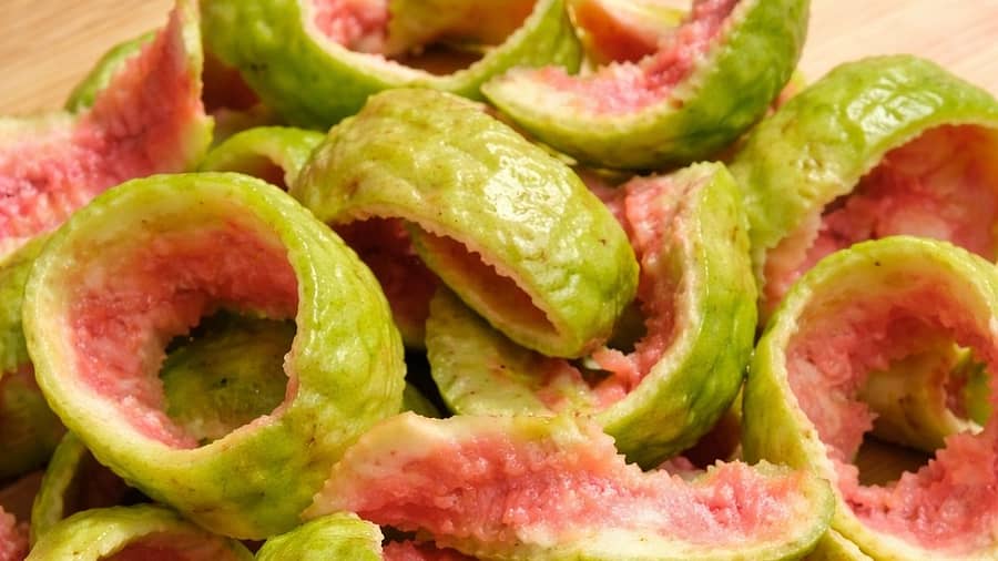 <div class="paragraphs"><p>ಸೀಬೆಯ ಸಿಪ್ಪೆ</p></div>