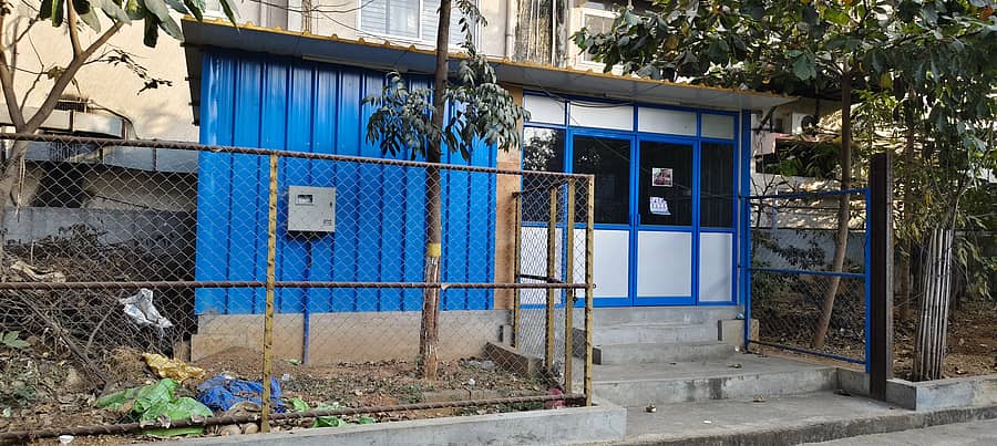 ಪೀಣ್ಯ 2ನೇ ಹಂತದ ಜಲಮಂಡಳಿ ಕಚೇರಿಯ ಆವರಣದಲ್ಲಿ ಇರುವ ಶುದ್ಧ ಕುಡಿಯುವ ನೀರಿನ ಘಟಕ