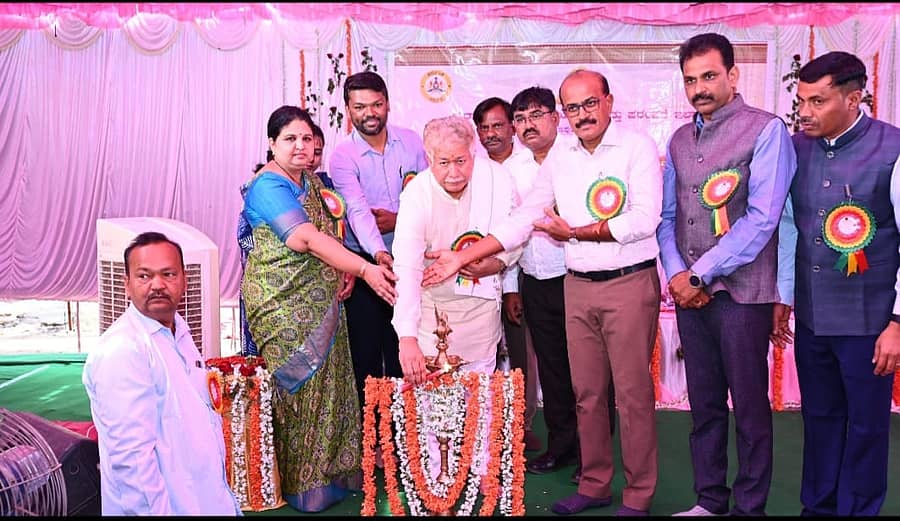 <div class="paragraphs"><p>ಶಾಸಕ ಗವಿಯಪ್ಪ </p></div>