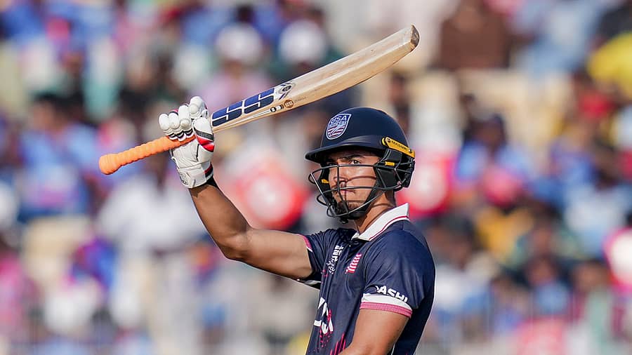 <div class="paragraphs"><p>ಅಜೇಯ ಅರ್ಧಶತಕ ದಾಖಲಿಸಿದ ಸಂಜಯ್‌ ಕೃಷ್ಣಮೂರ್ತಿ</p></div>