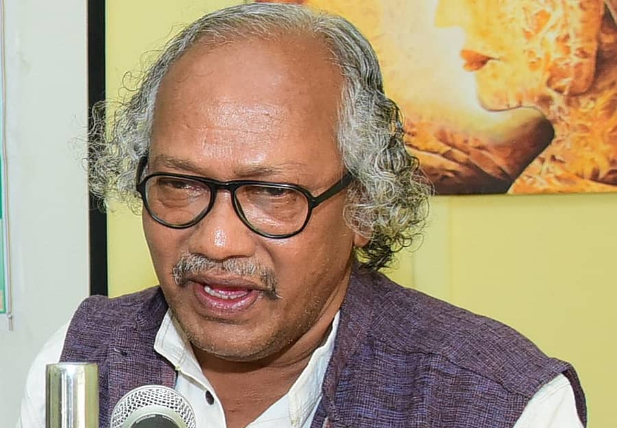 <div class="paragraphs"><p> ಪ್ರೊ.ರಾಜಪ್ಪ ದಳವಾಯಿ </p></div>