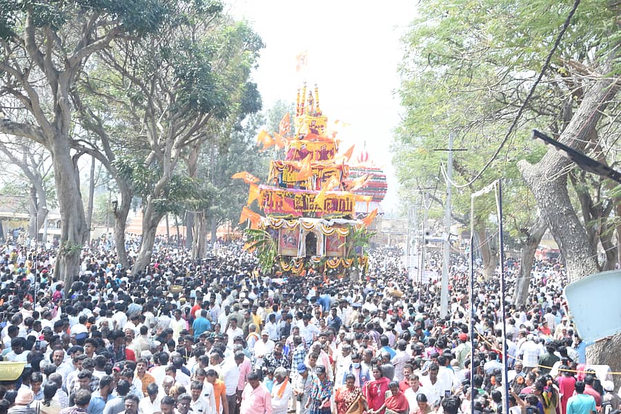 ಚಿಕ್ಕಬಳ್ಳಾಪುರದ ನಂದಿ ಗ್ರಾಮದಲ್ಲಿ ಯೋಗ ಮತ್ತು ಭೋಗ ನಂದೀಶ್ವರ ರಥೋತ್ಸವ
