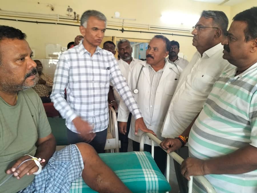 ಚನ್ನರಾಯಪಟ್ಟಣ ತಾಲ್ಲೂಕು ಆಸ್ಪತ್ರೆಗೆ ಭೇಟಿ ನೀಡಿದ ಸಚಿವ ಕೃಷ್ಣ ಬೈರೇಗೌಡ, ರೋಗಿಗಳಿಂದ ಮಾಹಿತಿ ಪಡೆದರು