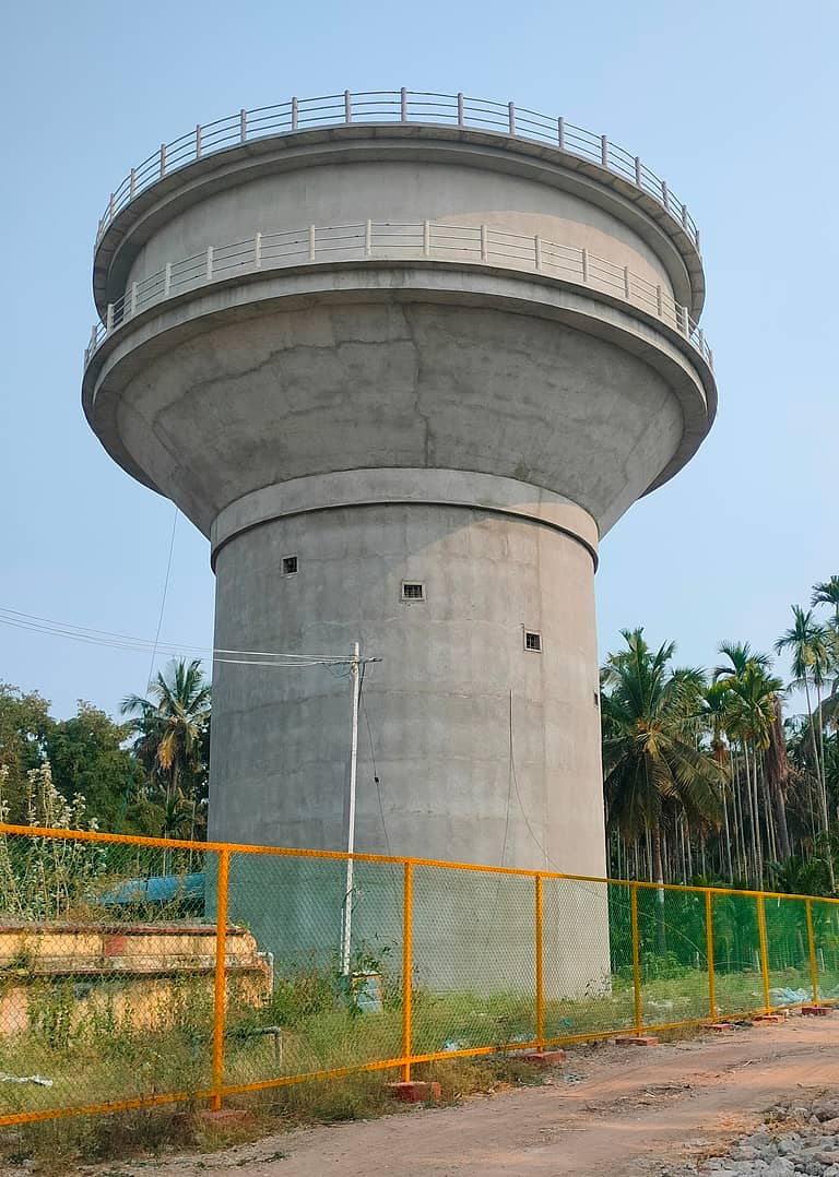 ಕಡೂರು ಕೆ.ಹೊಸಳ್ಳಿ ಬಳಿ ಅಮೃತ್‌ 2.0 ಯೋಜನೆಯಲ್ಲಿ ನಿರ್ಮಾಣವಾಗುತ್ತಿರುವ ಓವರ್‌ಹೆಡ್‌ ಟ್ಯಾಂಕ್‌