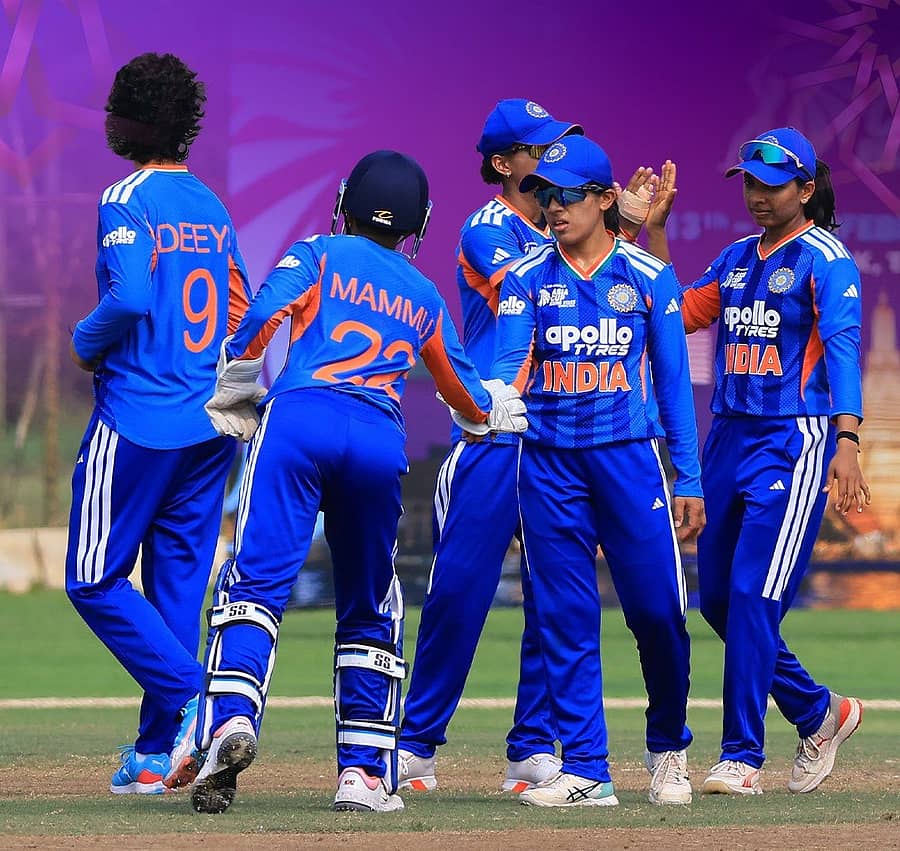 ಭಾರತ ಮಹಿಳಾ ಎ ತಂಡದ ಆಟಗಾರ್ತಿಯರ ಸಂಭ್ರಮ