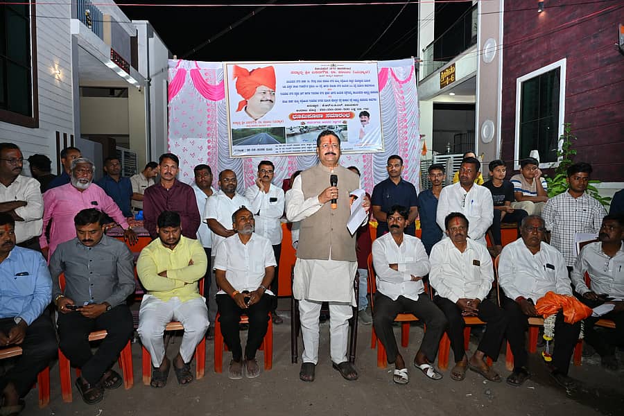 ವಿಜಯಪುರ ನಗರದಲ್ಲಿ ವಿವಿಧ ಅಭಿವೃದ್ಧಿ ಕಾಮಗಾರಿಗೆ ಭೂಮಿಪೂಜೆ ನೆರವೇರಿಸಿ ಶಾಸಕ ಬಸನಗೌಡ ಪಾಟೀಲ ಯತ್ನಾಳ ಮಾತನಾಡಿದರು