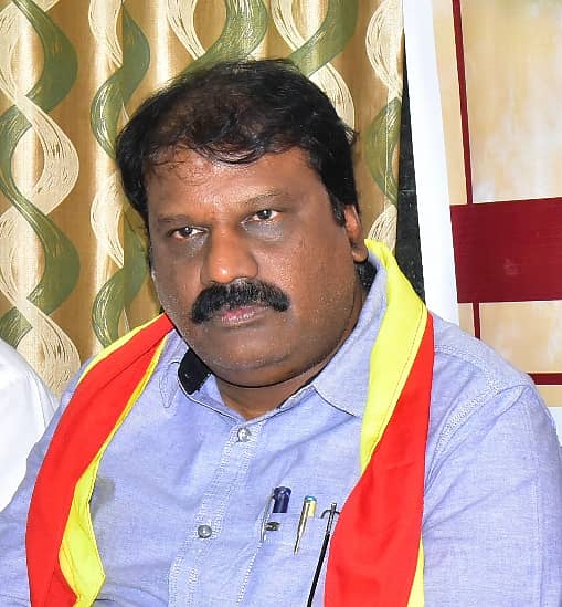 ವೆಂಕಟಗಿರಿ ದಳವಾಯಿ