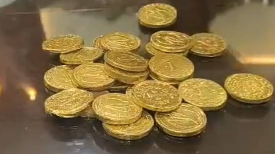 ಚಿನ್ನದ ಬಣ್ಣದ ಹಾಳೆಯ ಚಾಕೊಲೆಟ್‌