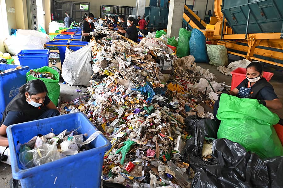 <div class="paragraphs"><p>ತ್ಯಾಜ್ಯ ನಿರ್ವಹಣೆ</p></div>