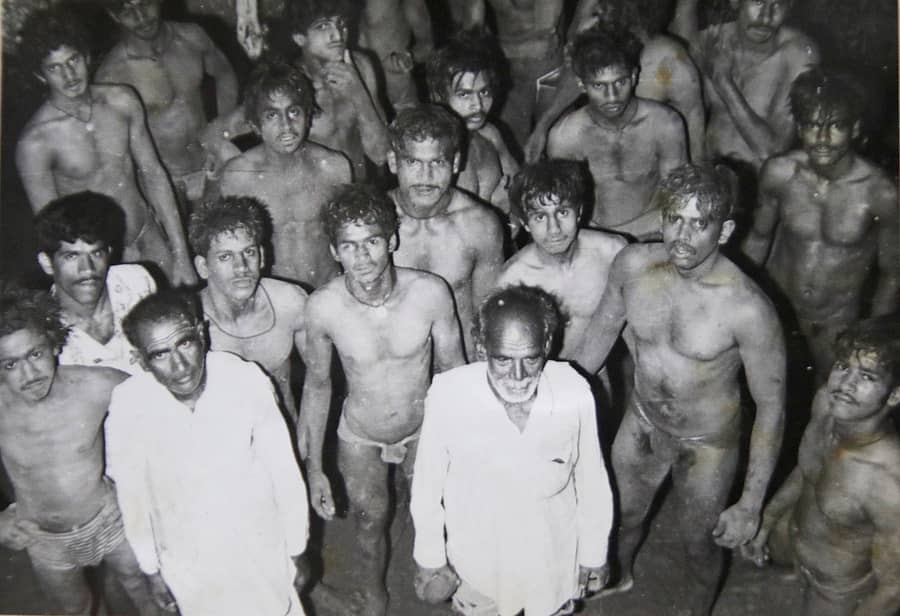 ಶಿಡ್ಲಘಟ್ಟದ ಚಿಂತಾಮಣಿ ರಸ್ತೆಯಲ್ಲಿರುವ ಜೈಭಜರಂಗಬಲಿ ಗರಡಿ ಮನೆಯಲ್ಲಿ 70ರ ದಶಕದಲ್ಲಿನ ಗರಡಿಪಟುಗಳು