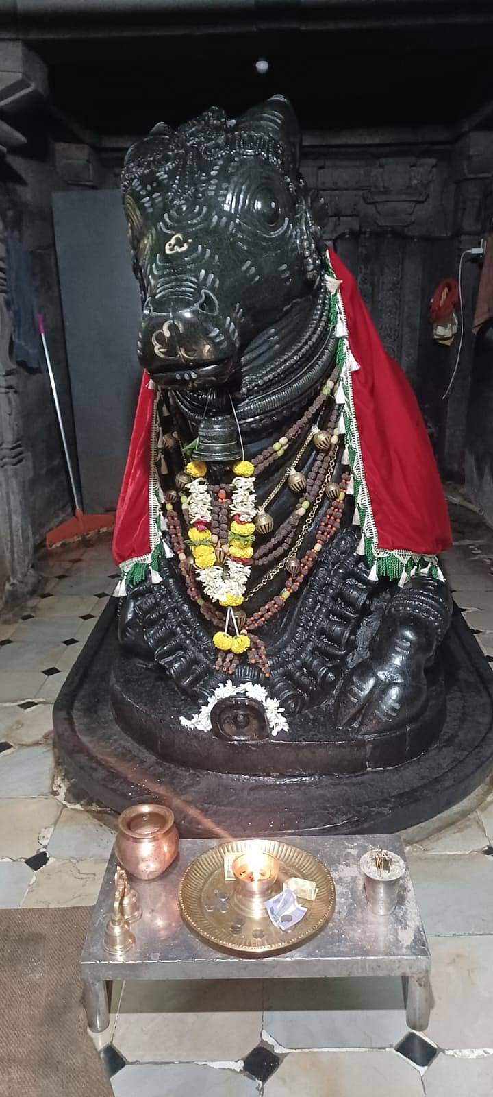 ಹಿರೇಕೆರೂರ ತಾಲೂಕಿನ ಅಬಲೂರು ಗ್ರಾಮದ ಬಸವೇಶ್ವರ ದೇವರ ಮೂರ್ತಿ.