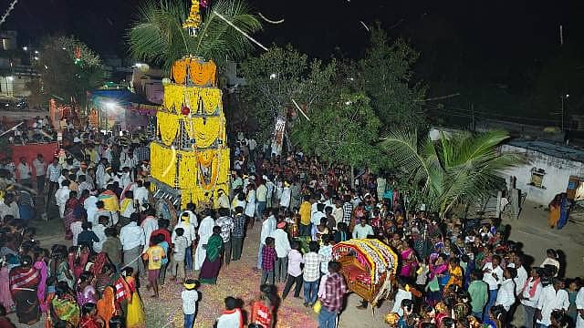 ವಡಗೇರಾ ತಾಲ್ಲೂಕಿನ ಮಾಚನೂರ ಗ್ರಾಮದ ಗ್ರಾಮದೇವತೆ ಮರಗಮ್ಮದೇವಿಯ 13ನೇ ವರ್ಷದ ಜಾತ್ರಾ ಮಹೋತ್ಸವದ ಅಂಗವಾಗಿ ಭವ್ಯ ರಥೋತ್ಸವವು ವಿಜೃಂಭಣೆಯಿಂದ ಜರುಗಿತು