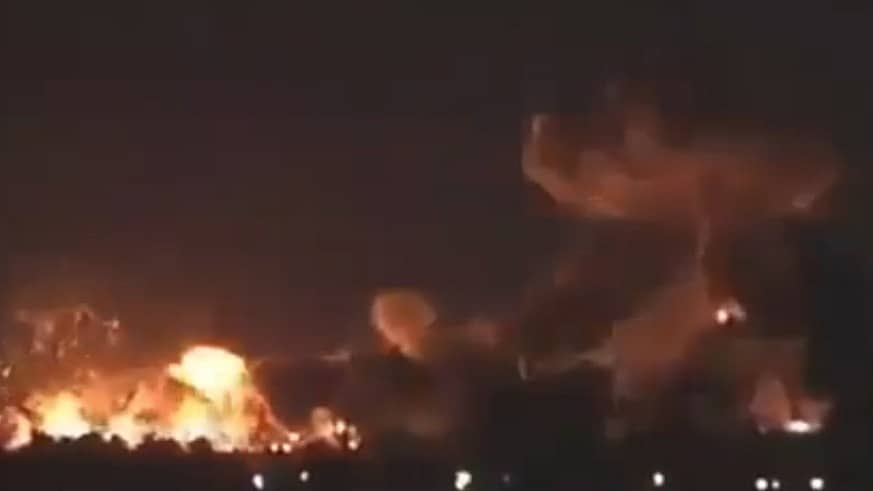 <div class="paragraphs"><p>ಆಫ್ಗಾನಿಸ್ತಾನದ ಮೇಲೆ ಪಾಕ್ ಸೇನೆಯ ವೈಮಾನಿಕ ದಾಳಿಯ ದೃಶ್ಯ</p></div>