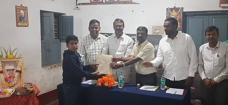 ಚಾಮರಾಜನಗರರದ ಜೆಎಸ್‌ಎಸ್‌ ಅನಾಥಾಲಯ ವಿದ್ಯಾರ್ಥಿ ನಿಲಯದ ವಾರ್ಷಿಕೋತ್ಸವ ಕಾರ್ಯಕ್ರಮ ಶುಕ್ರವಾರ ನಡೆಯಿತು.
