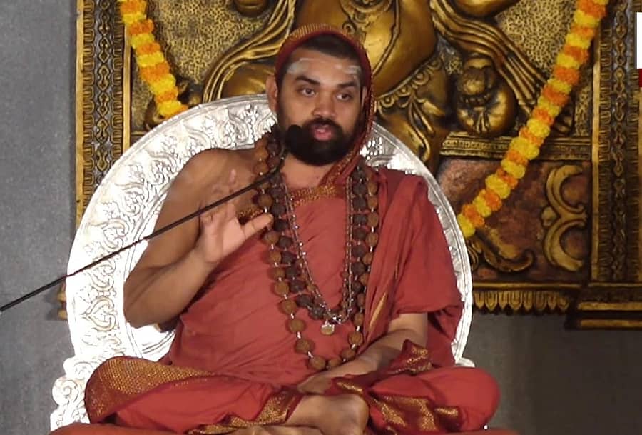 ಶೃಂಗೇರಿ ಶಾರದಾ ಪೀಠದ ವಿಧುಶೇಖರ ಭಾರತಿ ಸ್ವಾಮೀಜಿ  ಮಾತನಾಡಿದರು