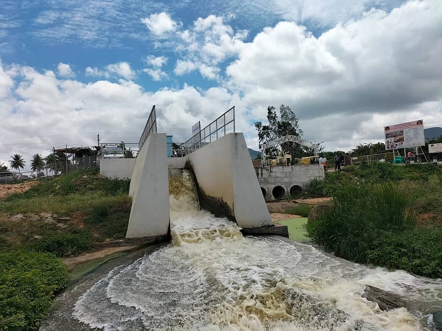 ಚಿಕ್ಕಬಳ್ಳಾಪುರ ಪ್ರವೇಶಿಸುತ್ತಿರುವ ಎಚ್.ಎನ್.ವ್ಯಾಲಿ ನೀರು