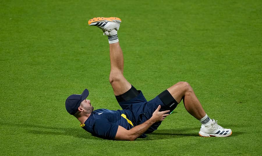 ಕೋಲ್ಕತ್ತದ ಈಡನ್ ಗಾರ್ಡನ್‌ನಲ್ಲಿ ದಕ್ಷಿಣ ಆಫ್ರಿಕಾ ತಂಡದ ನಾಯಕ ಏಡನ್ ಮರ್ಕರಂ ಕಸರತ್ತು  –ಪಿಟಿಐ ಚಿತ್ರ