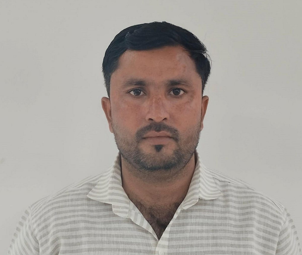 ಕಲಬುರಗಿ: ಕಂಪ್ಯೂಟರ್‌ ಆಪರೇಟರ್‌ ‘ಲೋಕಾ’ ಬಲೆಗೆ
