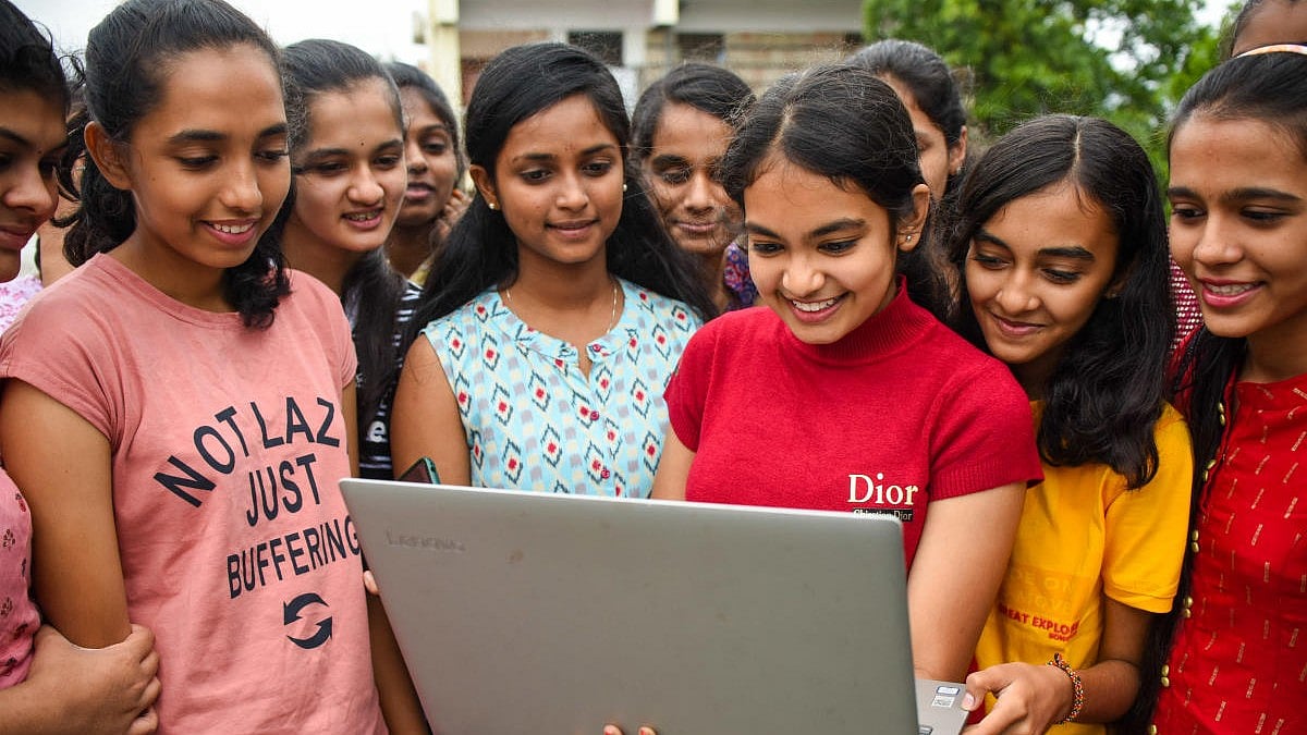 SSLC | ರಾಮನಗರ ಜಿಲ್ಲೆಗೆ ಶೇ 93 ಫಲಿತಾಂಶ: ಕಳೆದ ವರ್ಷಕ್ಕಿಂತ ಶೇ 30 ವೃದ್ಧಿ