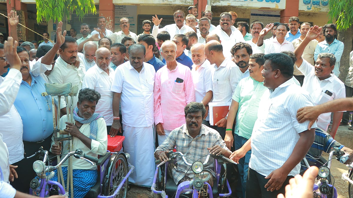 ಕೇಂದ್ರದ ಯೋಜನೆ ಅರ್ಹ ಫಲಾನುಭವಿಗಳಿಗೆ ತಲುಪಿಸಲು ಎಚ್ಡಿಕೆ ಸೂಚನೆ