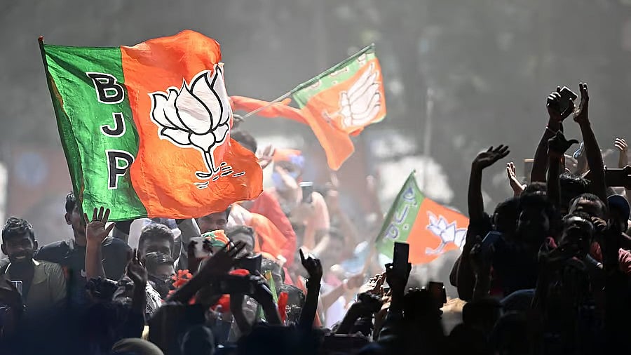 West Bengal Polls: ಮೊದಲ ಹಂತದಲ್ಲೇ 125 ಸ್ಥಾನ ಗೆಲ್ಲುತ್ತಂತೆ ಬಿಜೆಪಿ!
