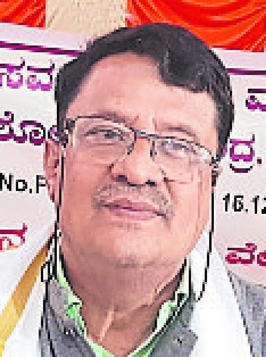 ವಿಶ್ವವಿದ್ಯಾಲಯದಲ್ಲಿ ಅರೆಬೆತ್ತಲೆ ಪ್ರತಿಮೆ; ಅಕ್ಕಮಹಾದೇವಿಗೆ ಅಗೌರವ