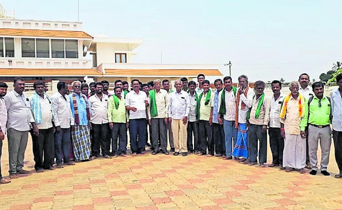 ರೈತರ ಸೋಗಿನಲ್ಲಿ ನಿಂದನೆ ಸರಿ ಅಲ್ಲ: ಶಾಸಕ