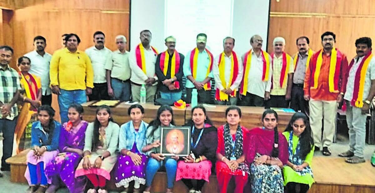 ಅನುಭವ ಮಂಟಪ ವಿಶ್ವದ ಮೊದಲ ಪ್ರಜಾಸತ್ತಾತ್ಮಕ ವೇದಿಕೆ
