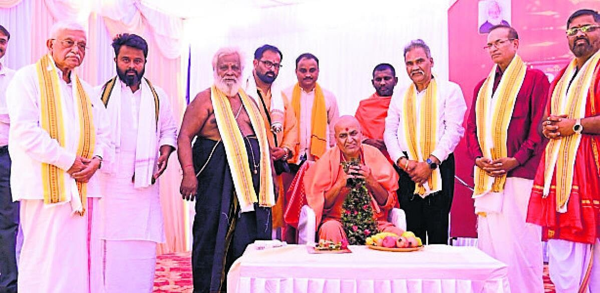 ‘ಭಜಿಸಿದಂತೆ ಫಲ ಕೊಡುವ ದೇವರು’