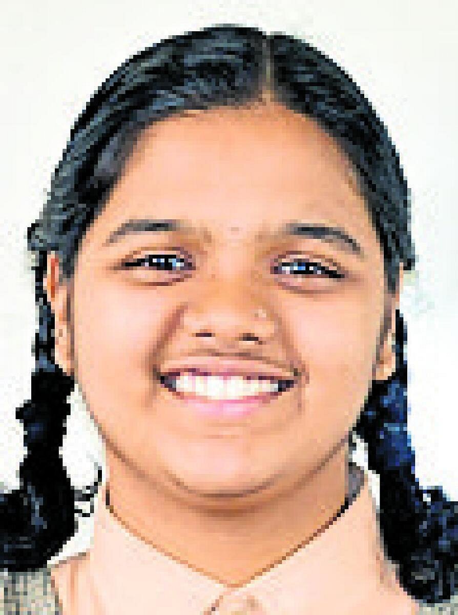 ಕೀರ್ತಿ ಪ್ರಥಮ, ನಮನ್‌ಸಿಂಗ್ ದ್ವಿತೀಯ