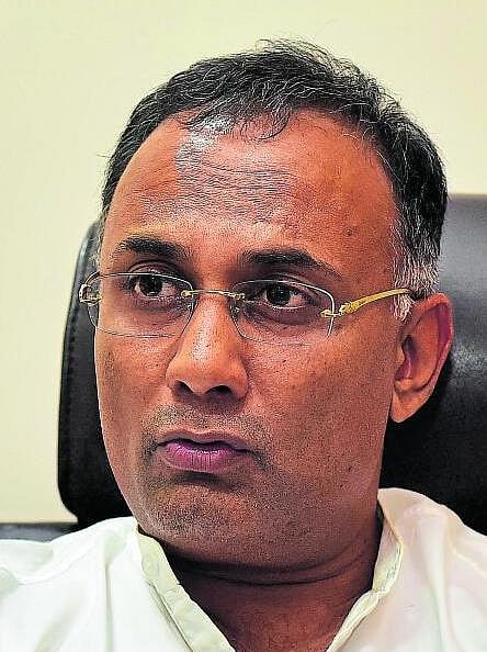 39 ಸರ್ಕಾರಿ ಆಸ್ಪತ್ರೆಯಲ್ಲಿ ‘ಕೀಲು ಬದಲಿ’ ಚಿಕಿತ್ಸೆ: ದಿನೇಶ್ ಗುಂಡೂರಾವ್