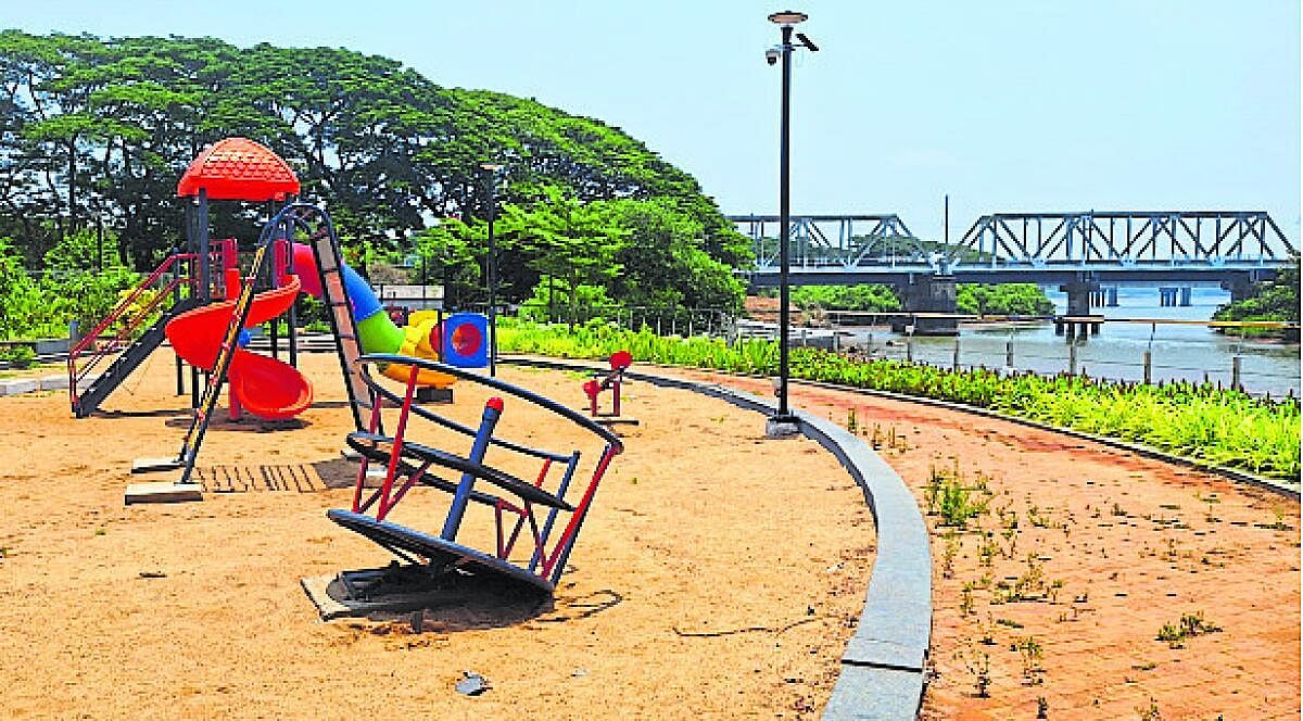ಉದ್ಘಾಟನೆಗೆ ಮುನ್ನವೇ ಉದ್ಯಾನಕ್ಕೆ ‘ಕಳಂಕ’