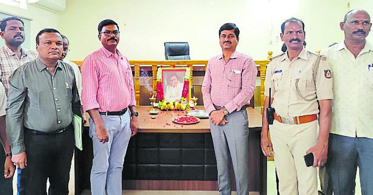 ‘ಡಾ. ರಾಜ್ಕುಮಾರ್ ಕಲೆ, ಆದರ್ಶ ಸ್ಮರಣೀಯ’