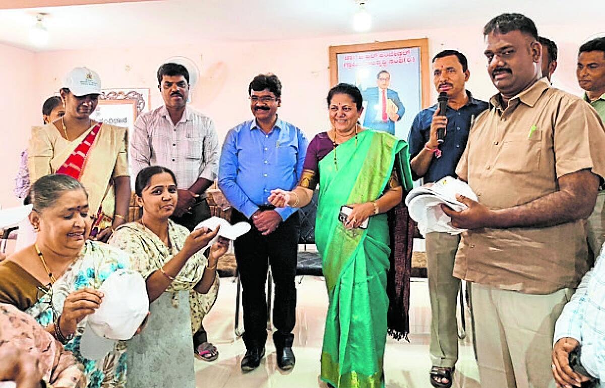 ಜನಗಣತಿ ಪ್ರಗತಿ ಪರಿಶೀಲನಾ ಸಭೆ