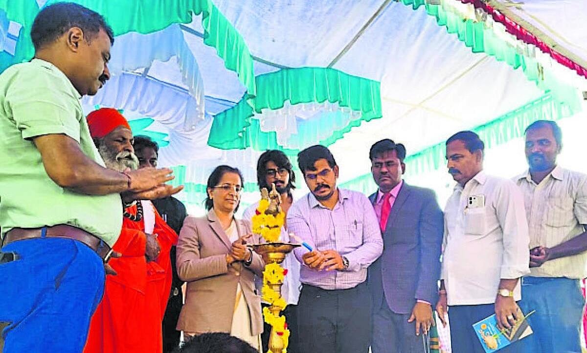 ಬಾಲ್ಯದಲ್ಲೇ ವಿವಾಹದ ನೊಗ ಹೊರಿಸಬೇಡಿ