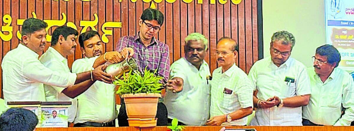 ‘ಒತ್ತಡದ ನಡುವೆಯೂ ಆರೋಗ್ಯ ಕಾಪಾಡಿಕೊಳ್ಳಿ’